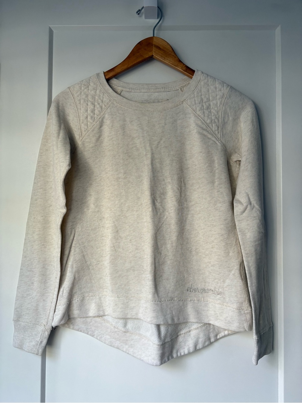 ABERCROMBIE Kids Cream Sweatshirt Size Large